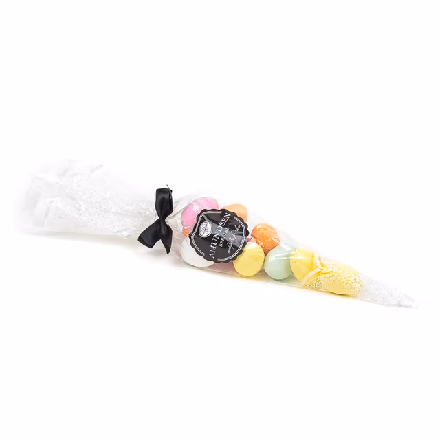 Sjokolade marsipan egg i snipppose